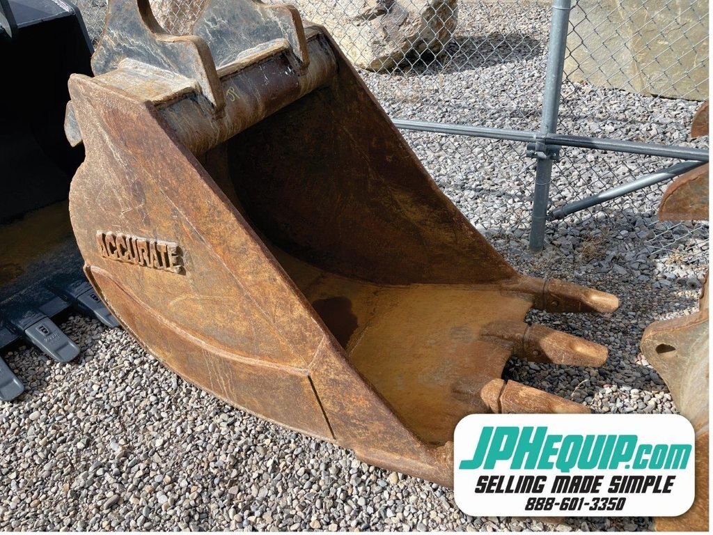 2012 ACCURATE 160 SERIES 36 INCH DIG BUCKET