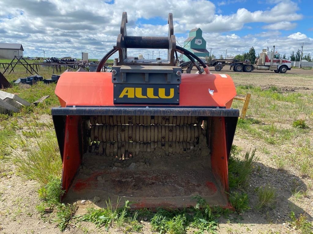 250 Series Allu Bucket DS 3 17 67 #7500 BP