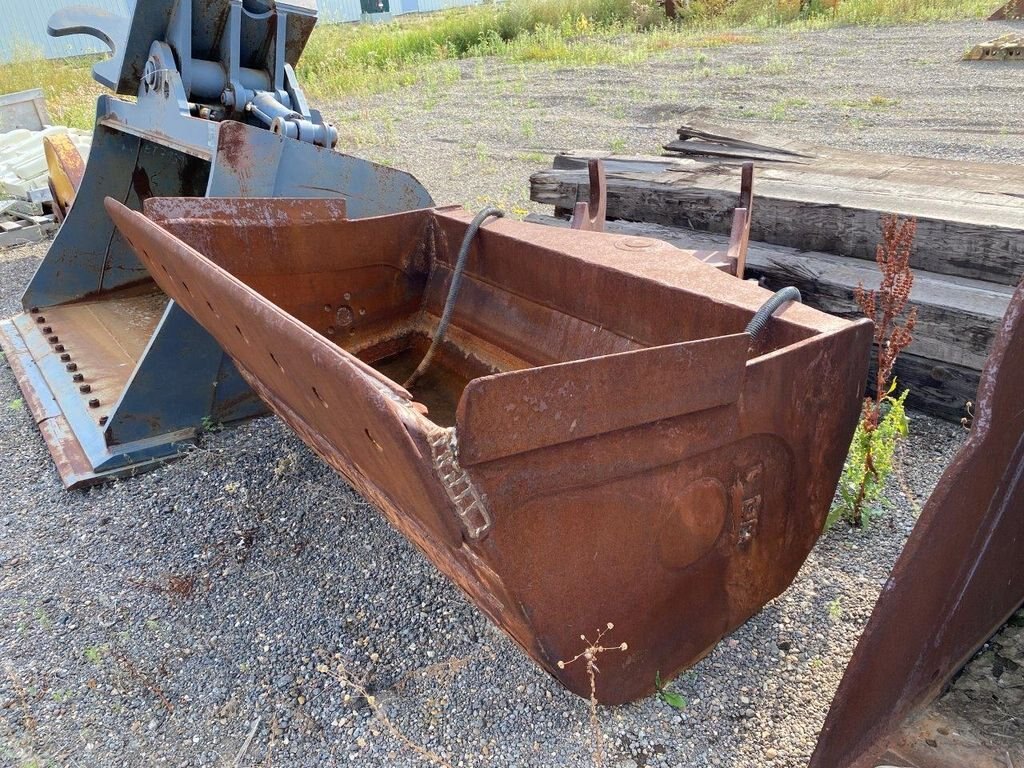 300 SERIES 72 INCH WBM TWIST BUCKET