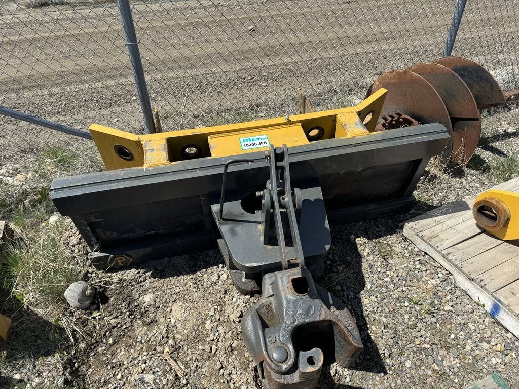 PEMBERTON WHEEL LOADER RAIL CAR PULLER HITCH