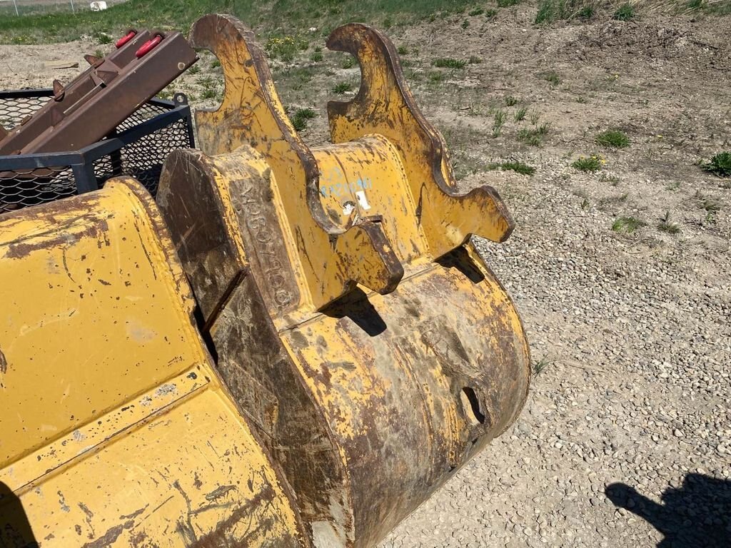 Caterpillar 200 Series 32 Dig Bucket