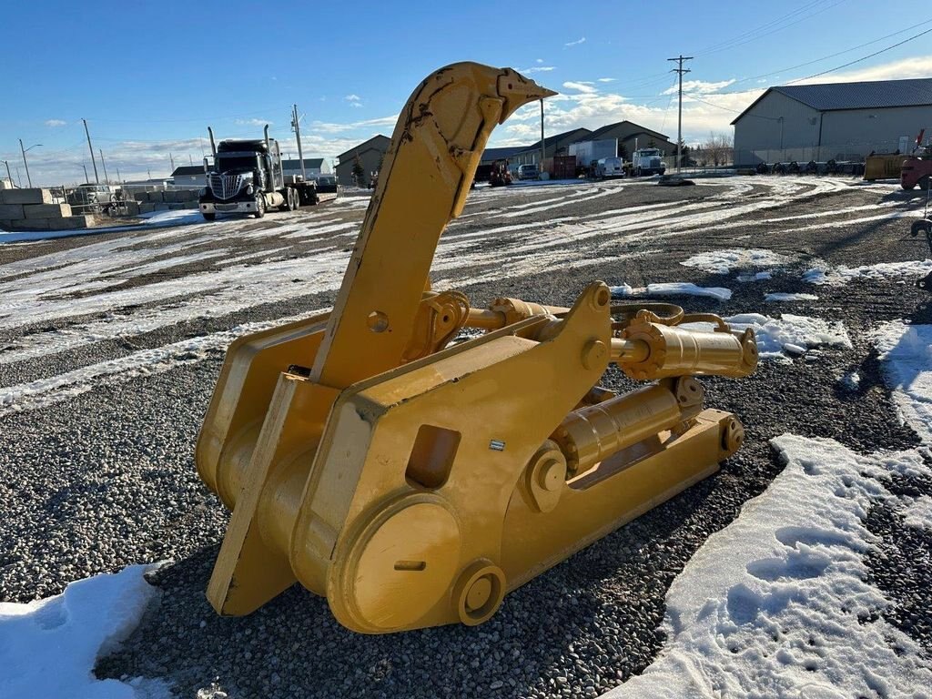 Liebherr Deere 1050C Single Shank Ripper 10019 JPH