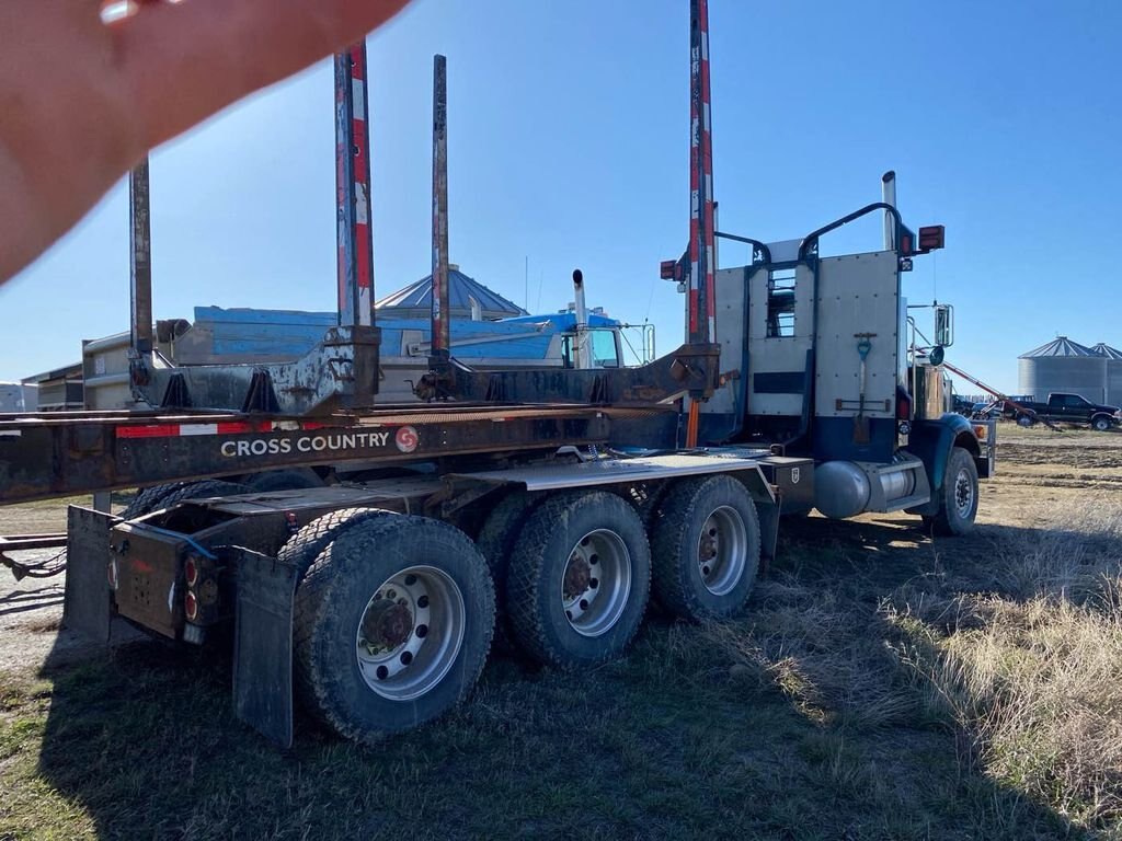 2004 Peterbilt 378 Logging Truck and Trailer 8496 AS