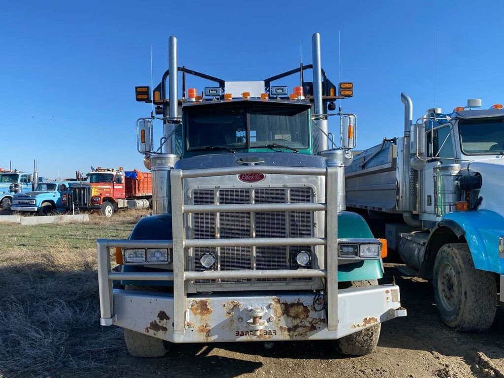 2004 Peterbilt 378 Logging Truck and Trailer 8496 AS