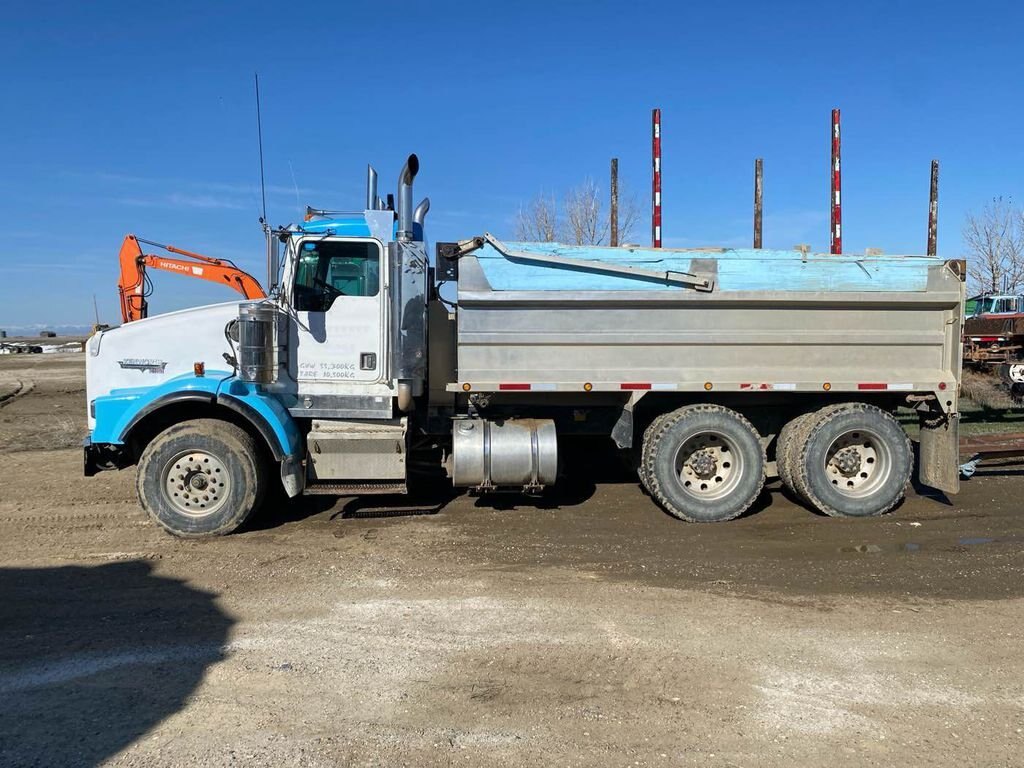 1997 Kenworth T800 Tandem Gravel Truck #8495 AS