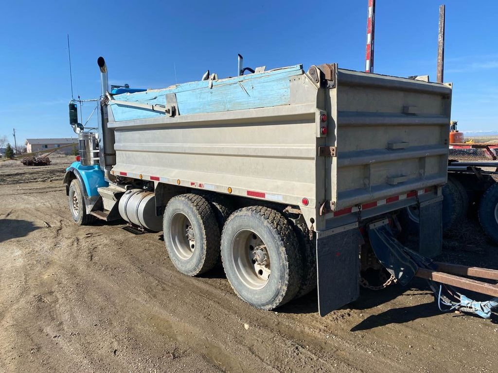 1997 Kenworth T800 Tandem Gravel Truck #8495 AS