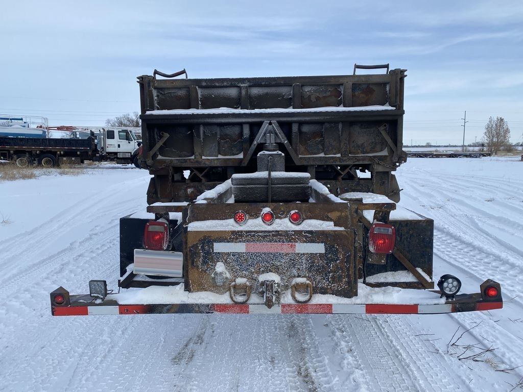 2009 International 7600 Side Dump Truck #8240 BP