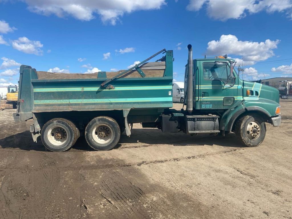 1999 Sterling LT8513 Tandem Gravel Truck #8470 AS