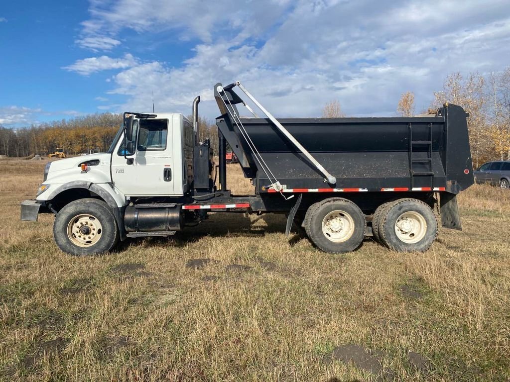 2007 International 7500 SB Gravel Truck #7911 AS