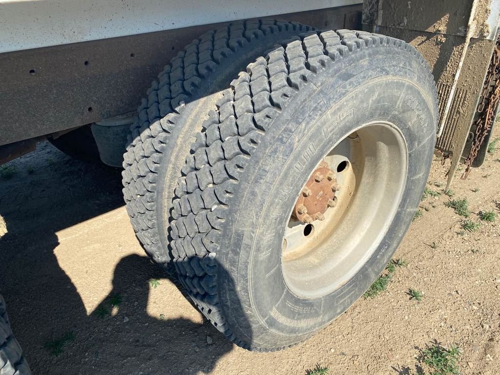 1998 Peterbilt 379 Gravel Truck #7522 BP