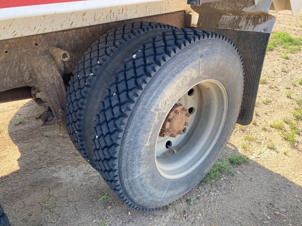 1998 Peterbilt 379 Gravel Truck #7522 BP