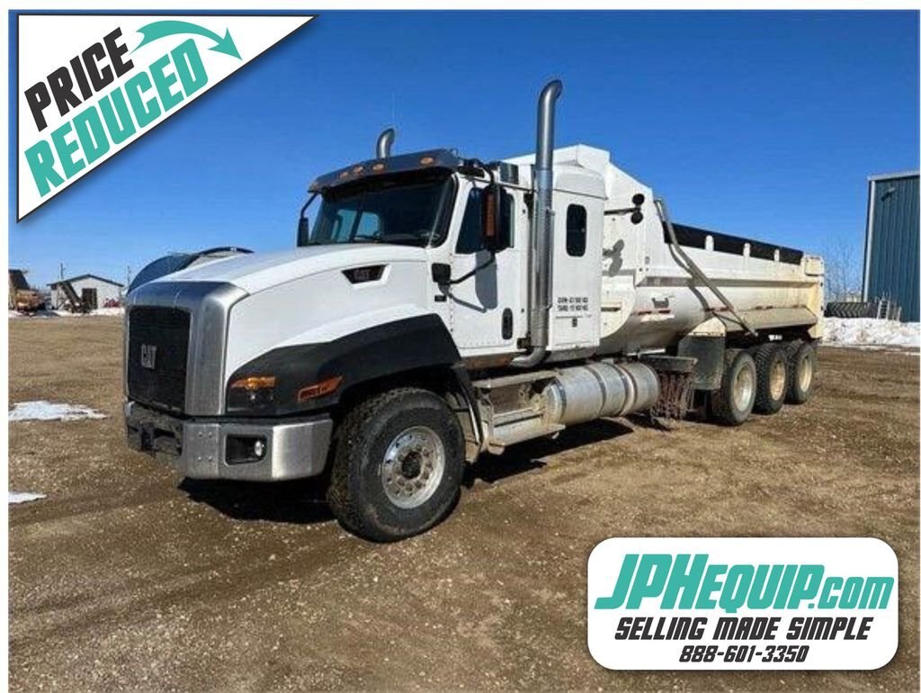 2013 Cat 660 Tri Axle Dump Truck - #7118 JP