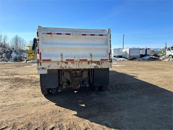 2013 Cat 660 Tri Axle Dump Truck #7118 JP