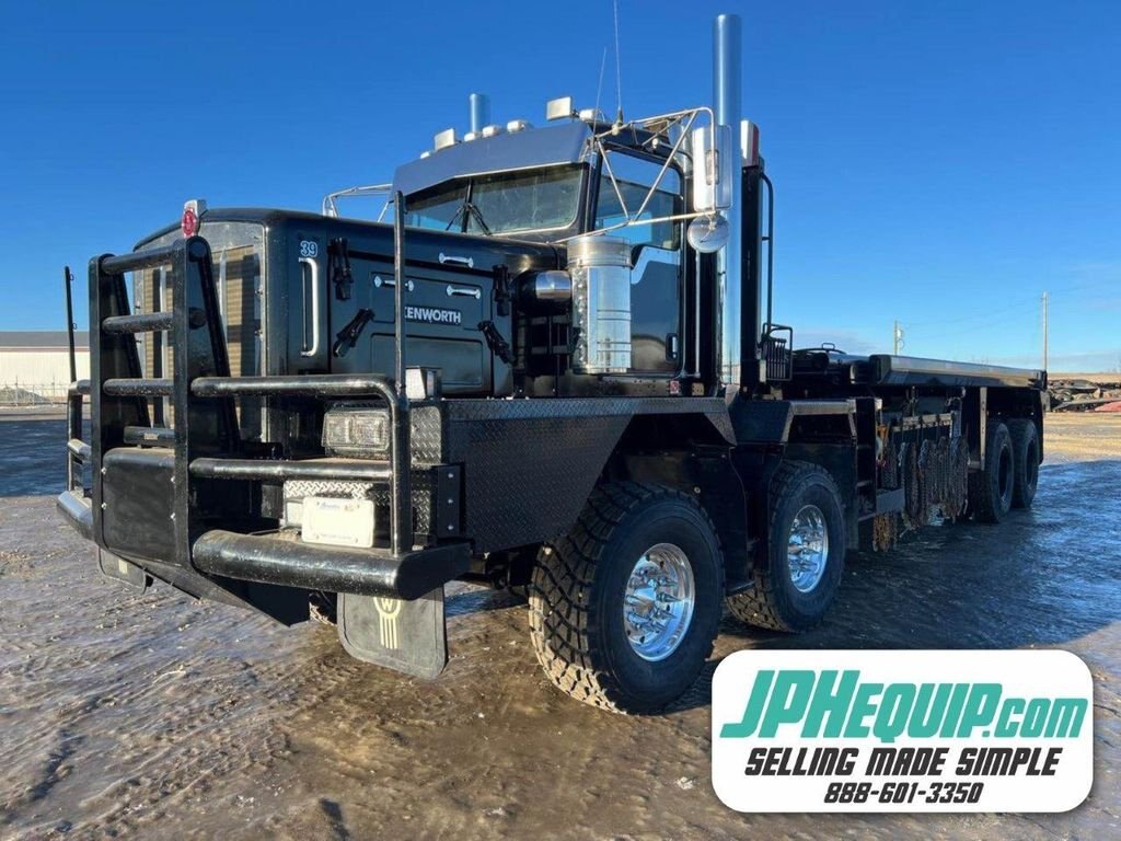 2006 Kenworth C500B Bed Truck