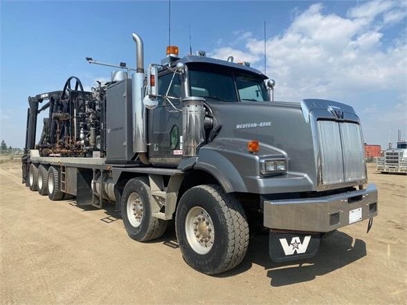 2004 Western Star 4900SA Coil Tubing Truck #6986 BP