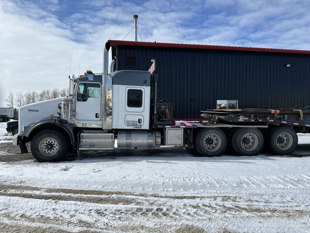 2014 Kenworth T800 Tri axle Winch Truck #7139 AS