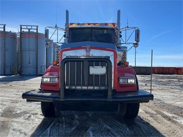 2006 Kenworth T800B Tandem Axle Bed Truck with Winch #7114 JF