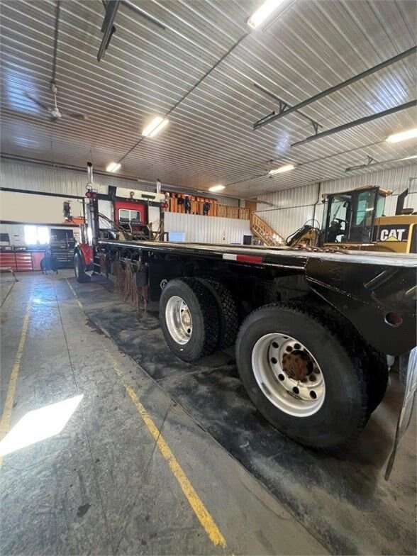 2006 Kenworth T800B Tandem Axle Bed Truck with Winch #7114 JF