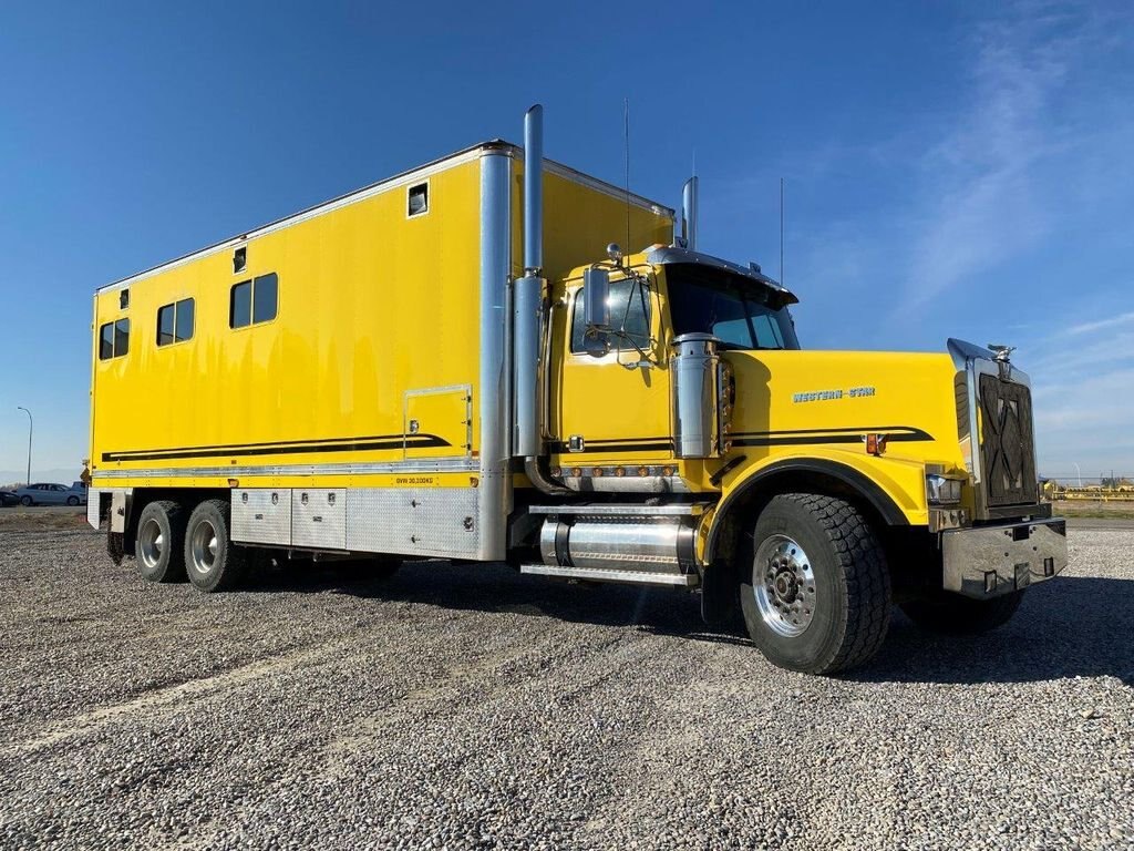 2005 Western Star 4900FA Steam Truck Pressure Truck #6573 BP