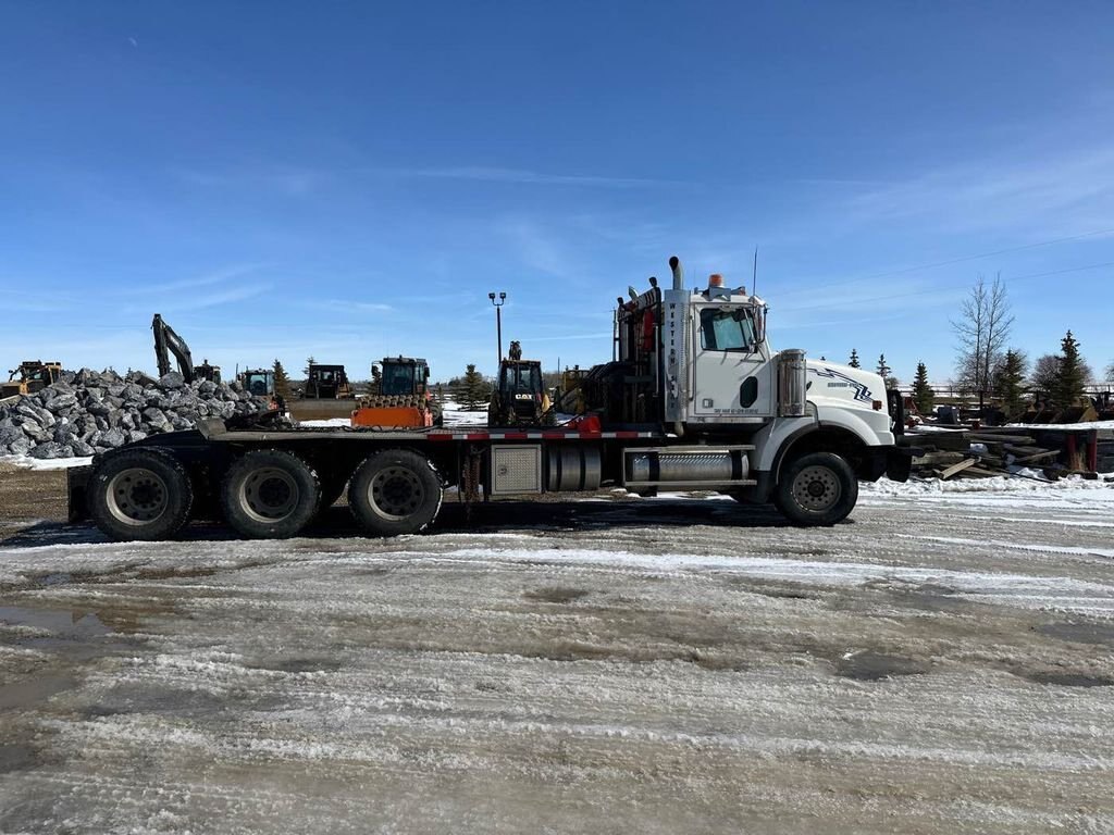 2005 Western Star Tri Axle Winch Truck #7138 AS