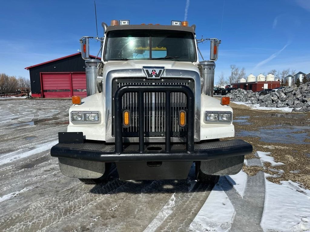 2005 Western Star Tri Axle Winch Truck #7138 AS