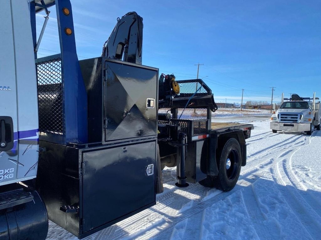 2005 International 4300 Knuckle Boom Truck #8250 BP