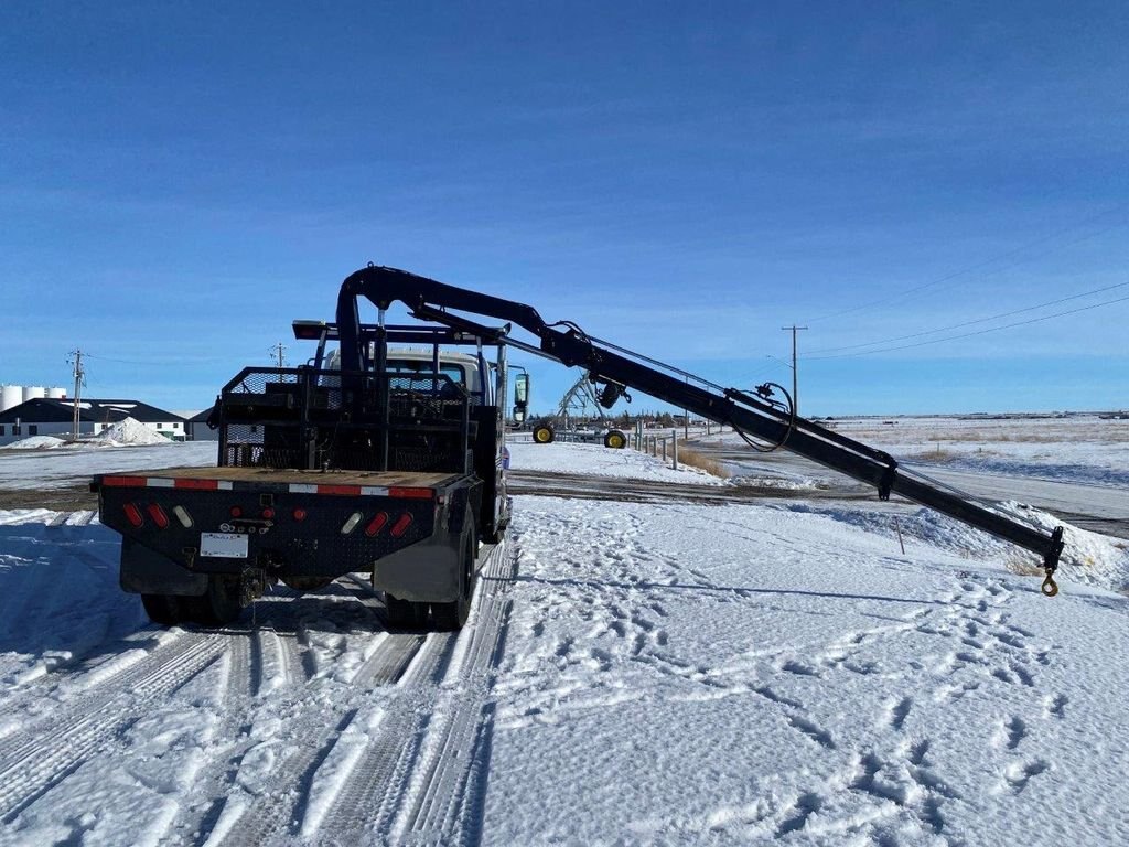 2005 International 4300 Knuckle Boom Truck #8250 BP