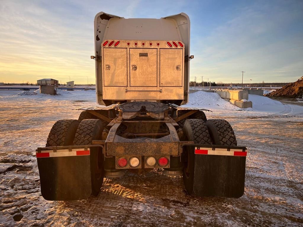 2010 Western Star 4900FA Sleeper Truck with New Engine and Transmission #8141 JF