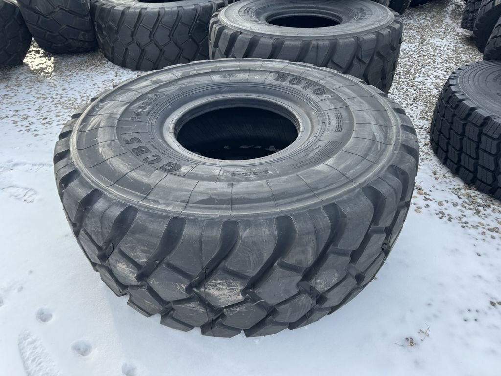 2024 Boto 26.5x25 Boto GCB5 Radial Tire