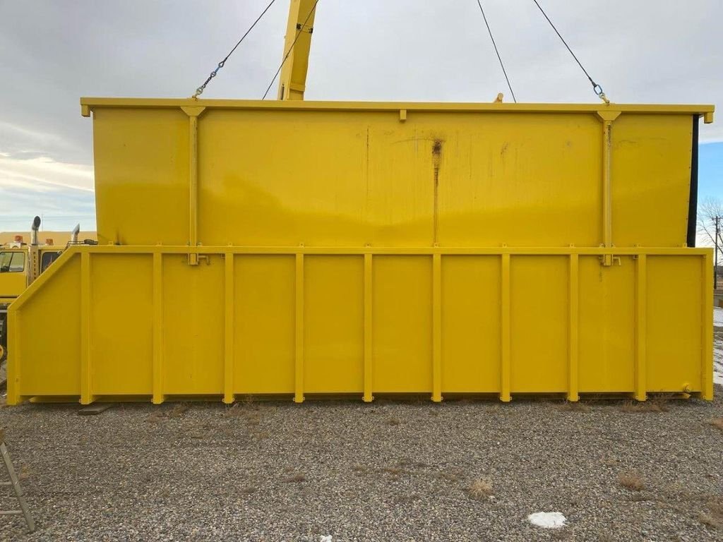 HIGH WALL SHALE BIN WITH RETRACTABLE ROOF