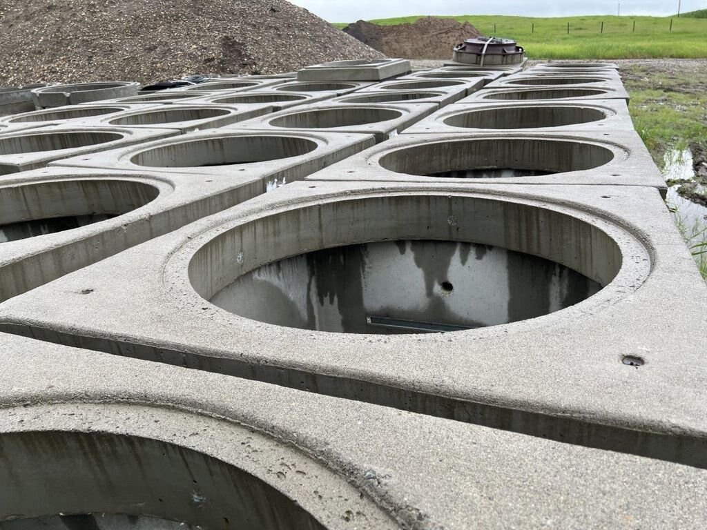 Oldcastle PRECAST CONCRETE FIBRE VAULTS