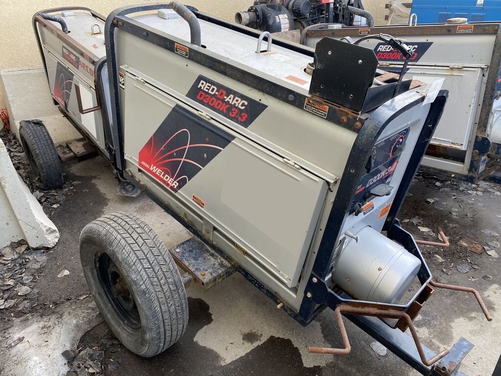 2011 Red D Arc D300K3+3 Welder