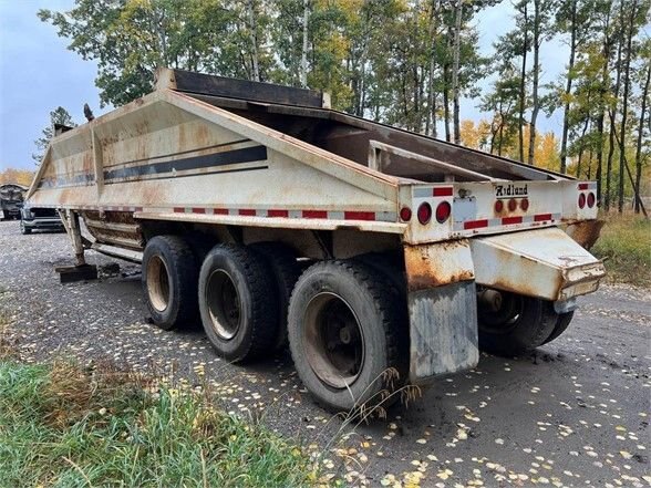 1994 Midland Tridem Clam Dump Gravel Trailer #7886 JF