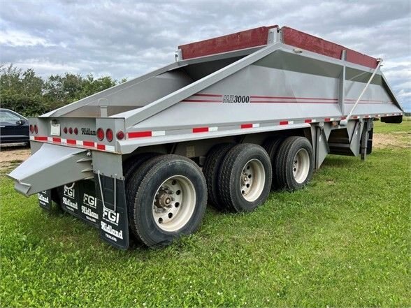 2014 Midland MX3000 Belly Dump Trailer in Excellent Condition #7671 JF