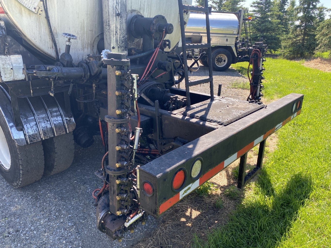 2000 Sterling LT9500 Asphalt Distributor Truck 3,600 Gallons #8798 BP