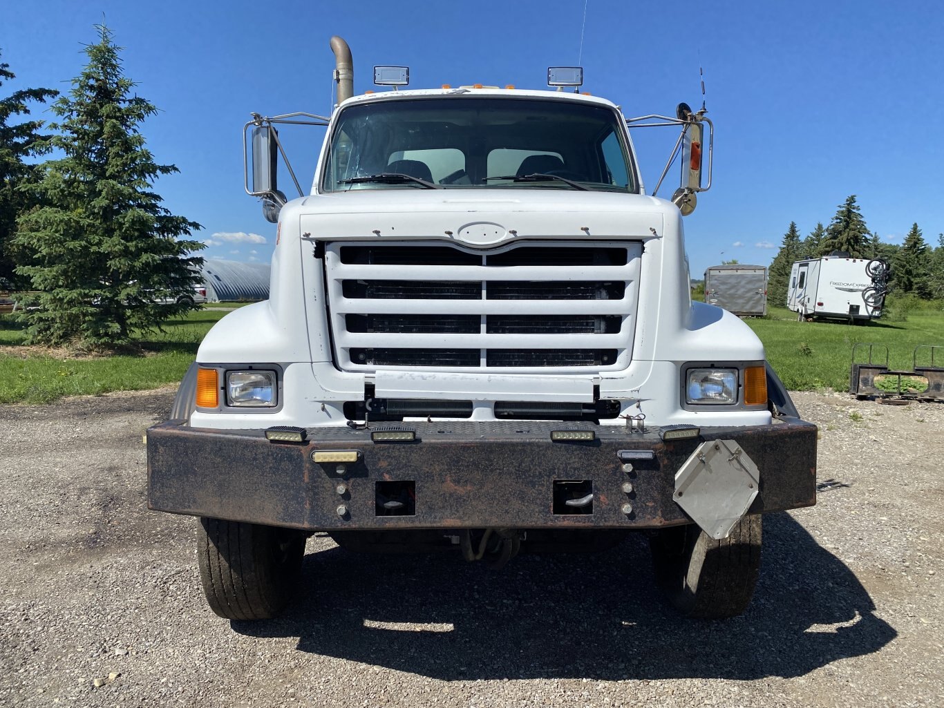 2000 Sterling LT9500 Asphalt Distributor Truck 3,600 Gallons #8798 BP