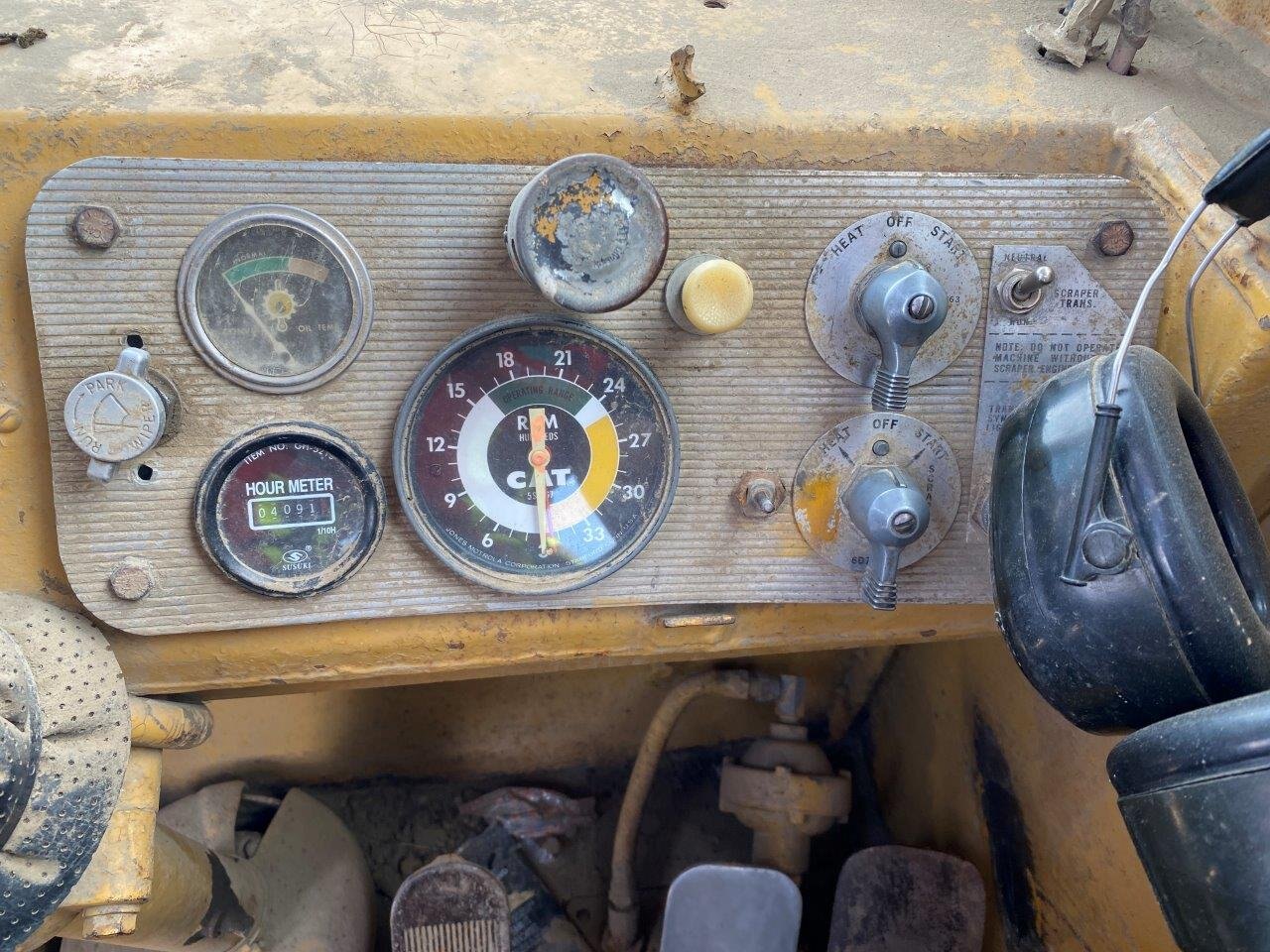 1984 CATERPILLAR 627B Motor Scraper #8699 BP