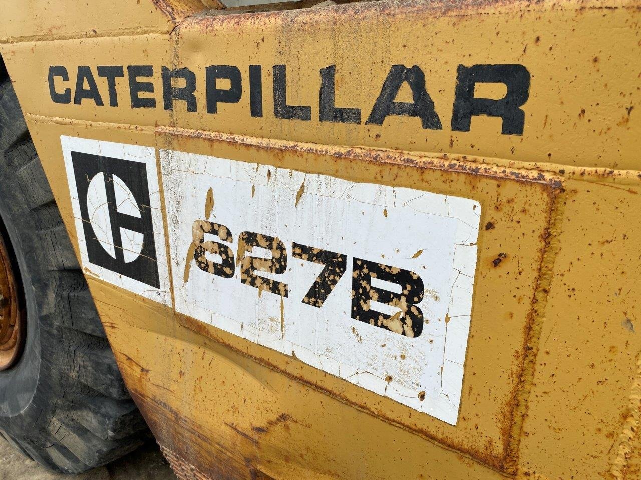 1984 CATERPILLAR 627B Motor Scraper #8699 BP