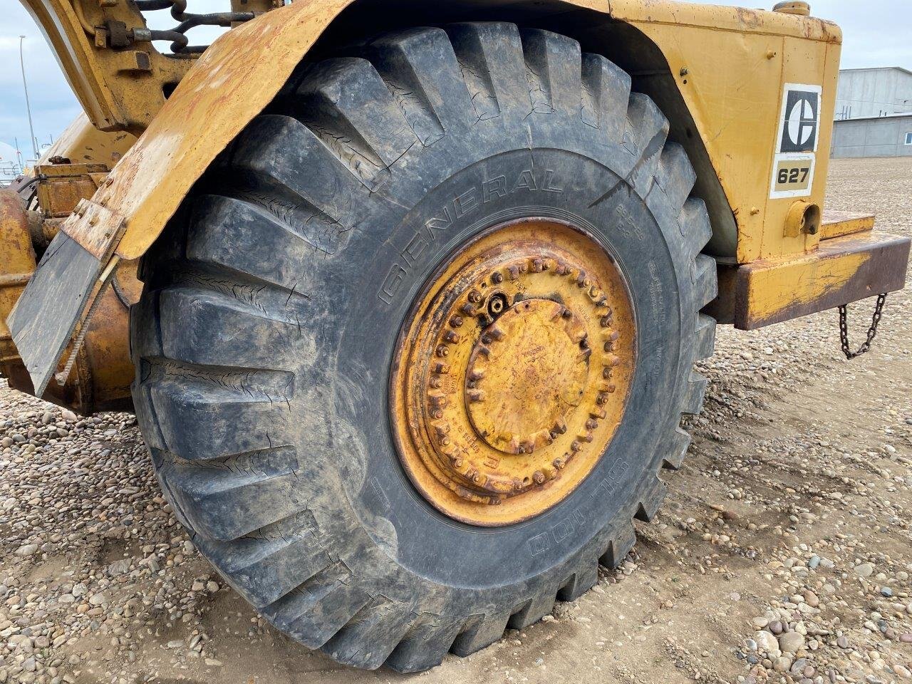 1984 CATERPILLAR 627B Motor Scraper #8699 BP