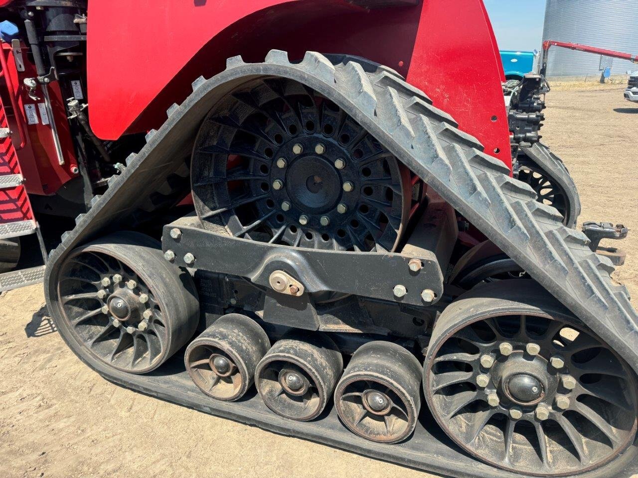 2016 Case 580 Steiger Quad Track #8817 JP