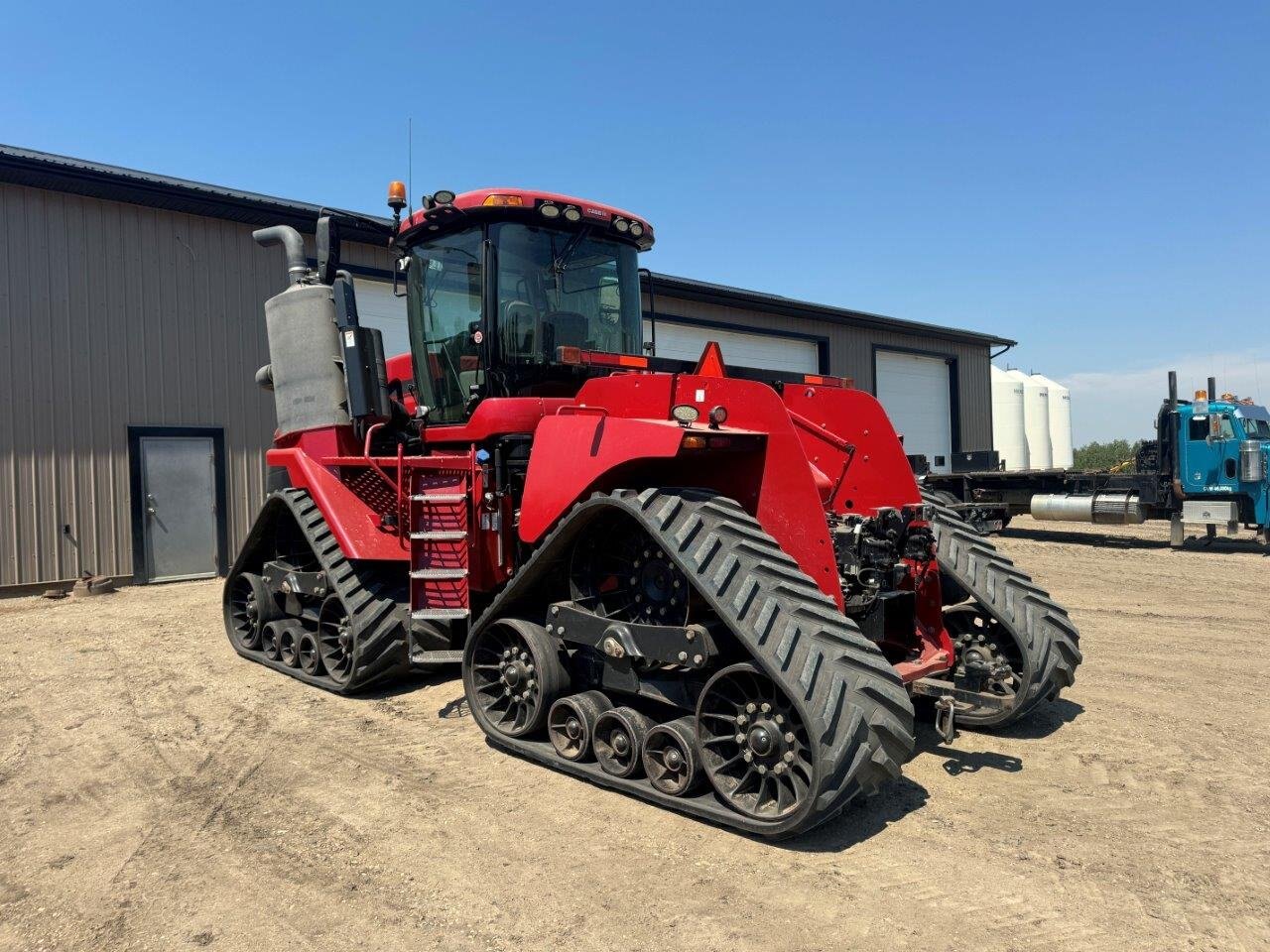 2016 Case 580 Steiger Quad Track #8817 JP