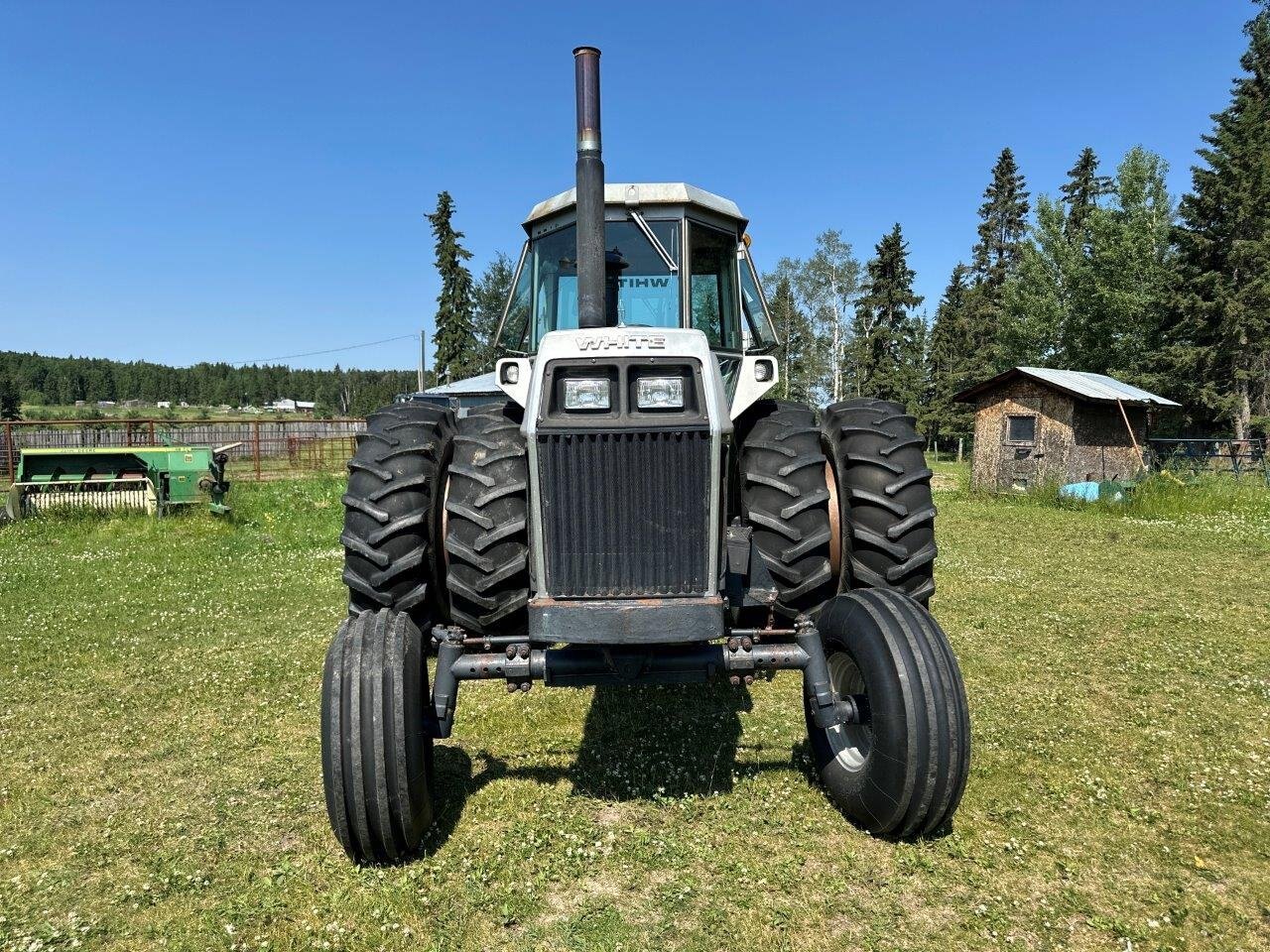 1980 WHITE Tractor Co. 2 155 Field Boss Series Farm Tractor #8826 JA