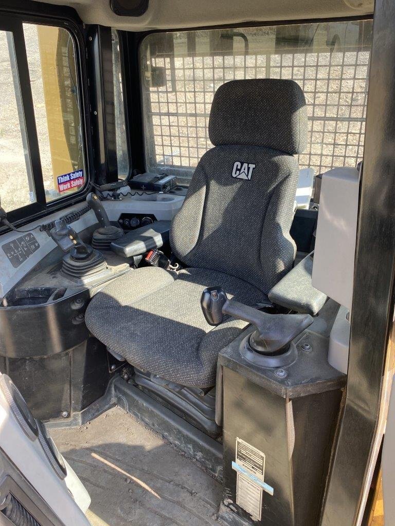 2018 Cat D6T LGP Dozer with Angle Blade and Winch #8780 JP