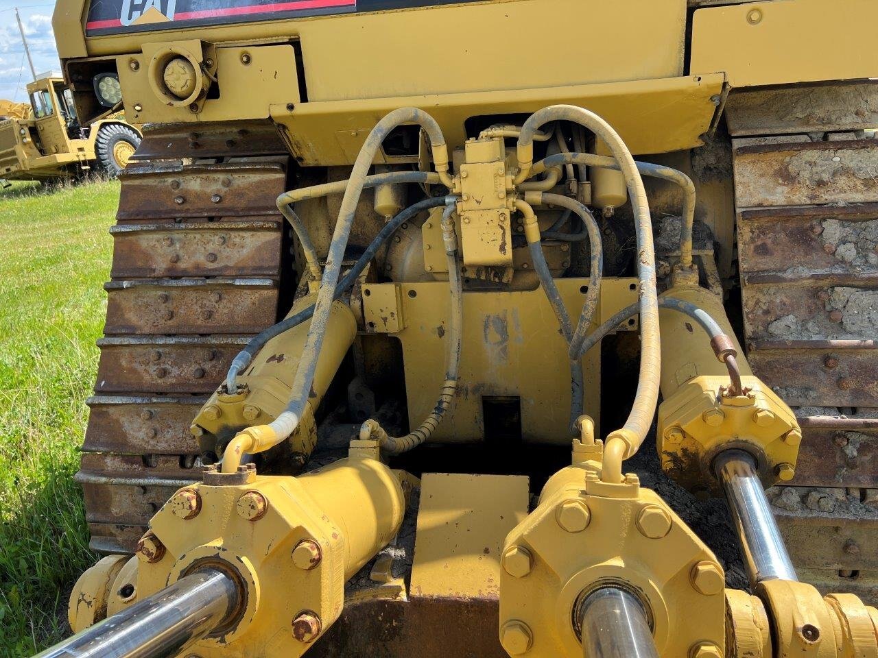 1983 CAT D8L Dozer with Single Shank Ripper #8770 JF