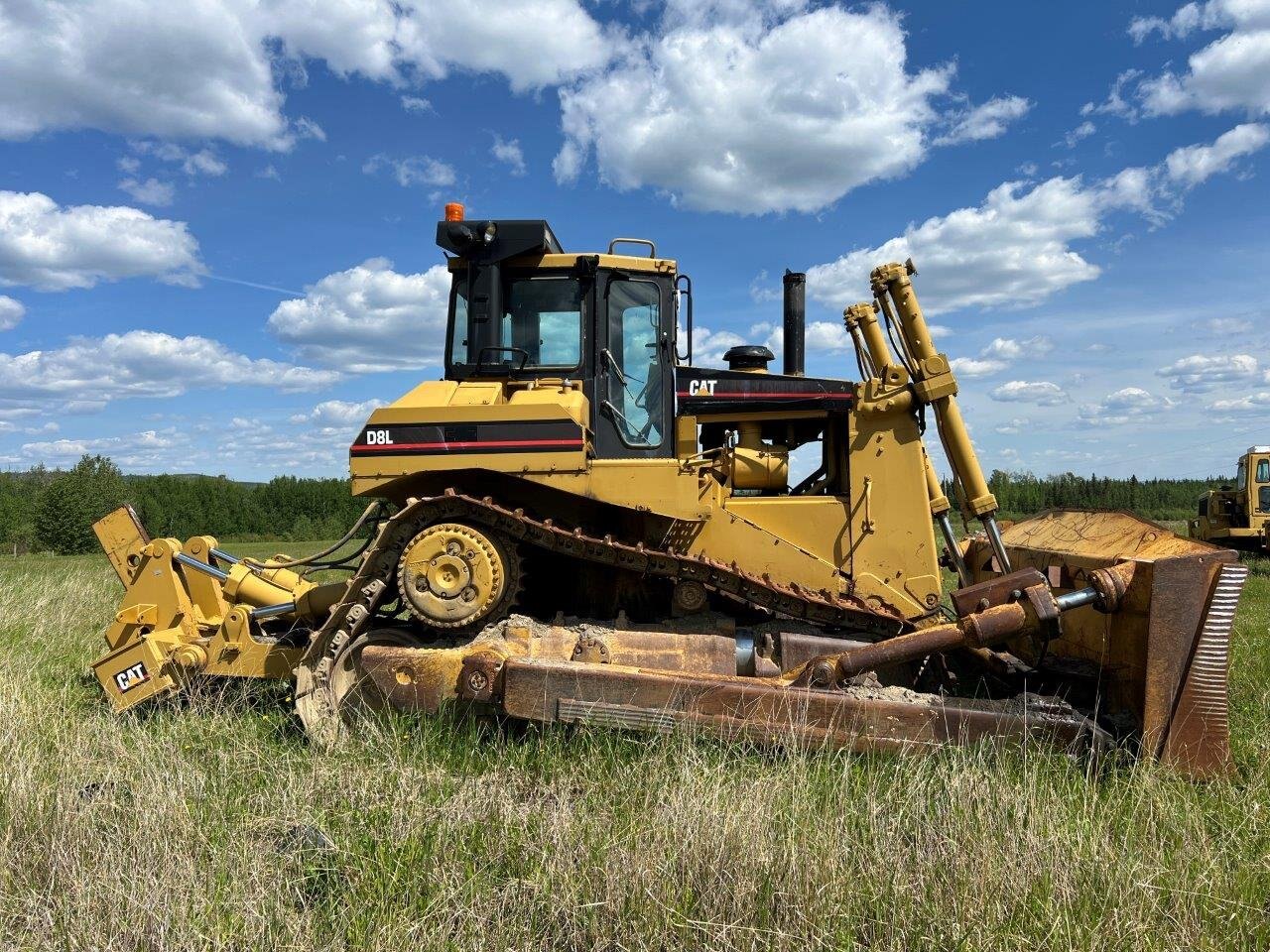 1983 CAT D8L Dozer with Single Shank Ripper #8770 JF