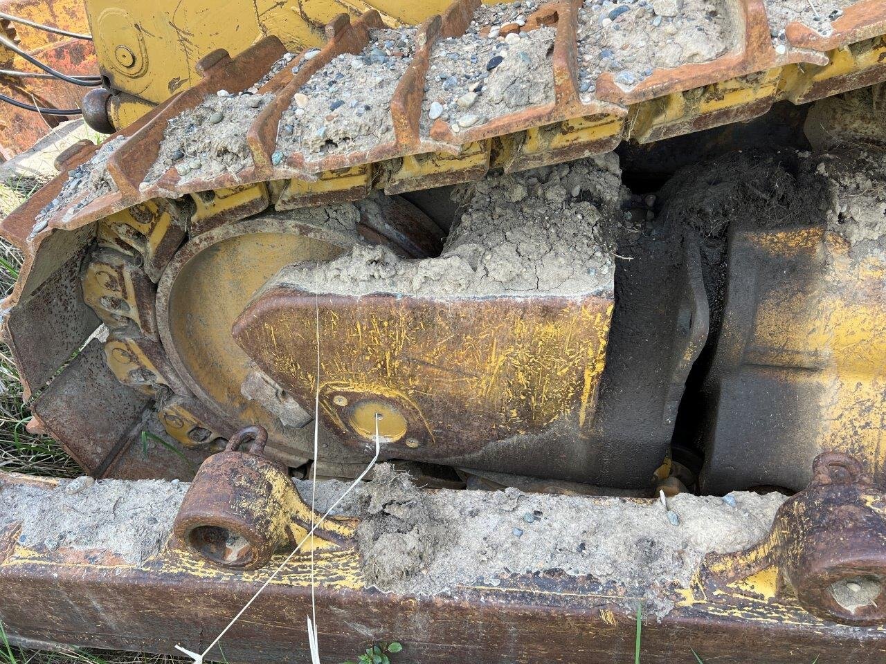 1989 CAT D8N Dozer with Ripper and NEW Undercarriage #8772 JF