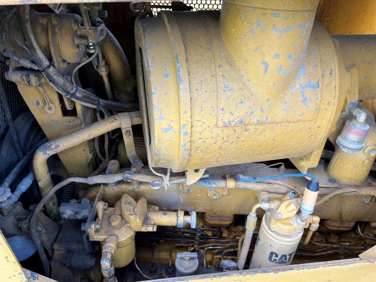 1989 CAT D8N Dozer with Ripper and NEW Undercarriage #8772 JF