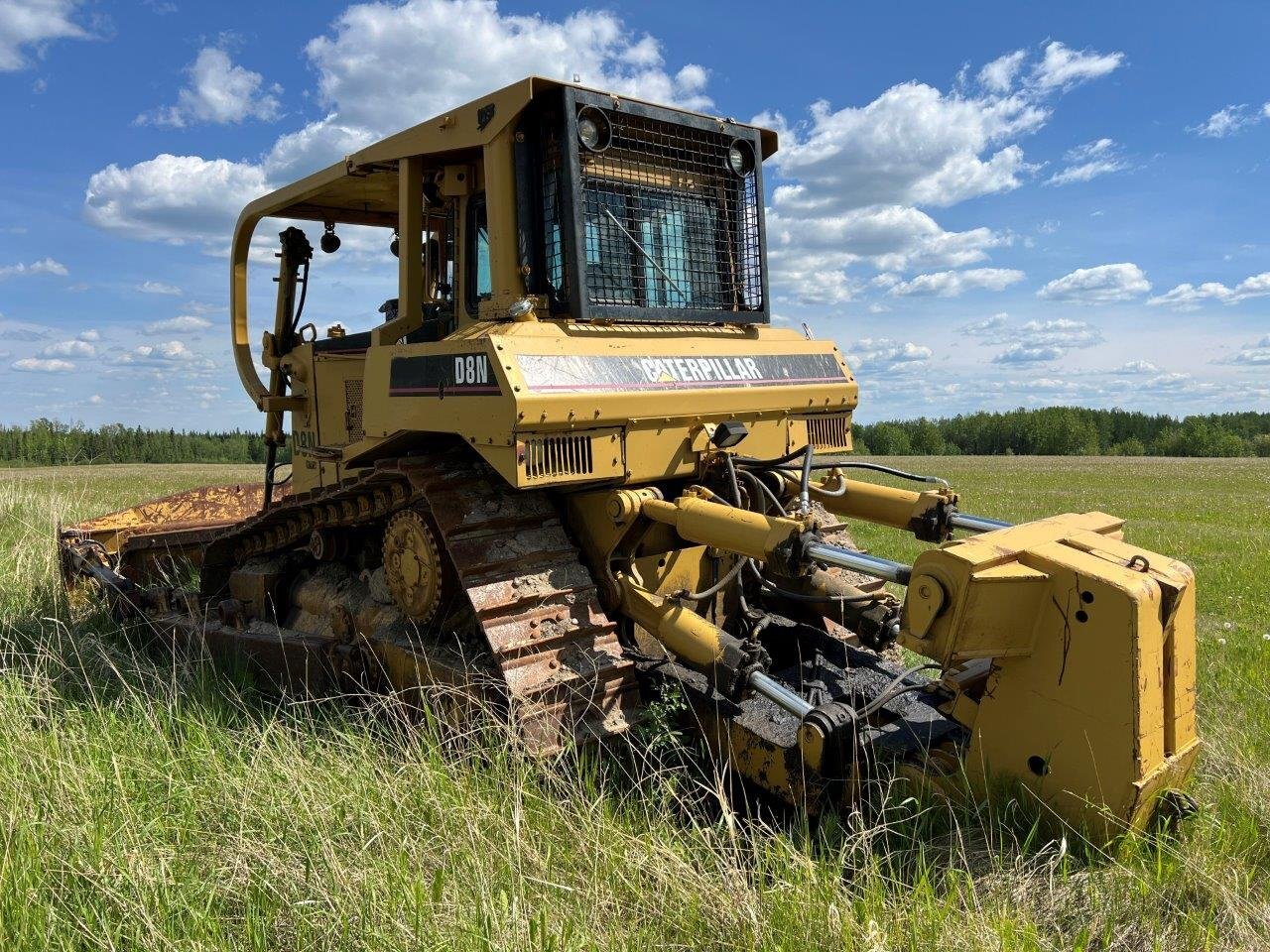 1989 CAT D8N Dozer with Ripper and NEW Undercarriage #8772 JF