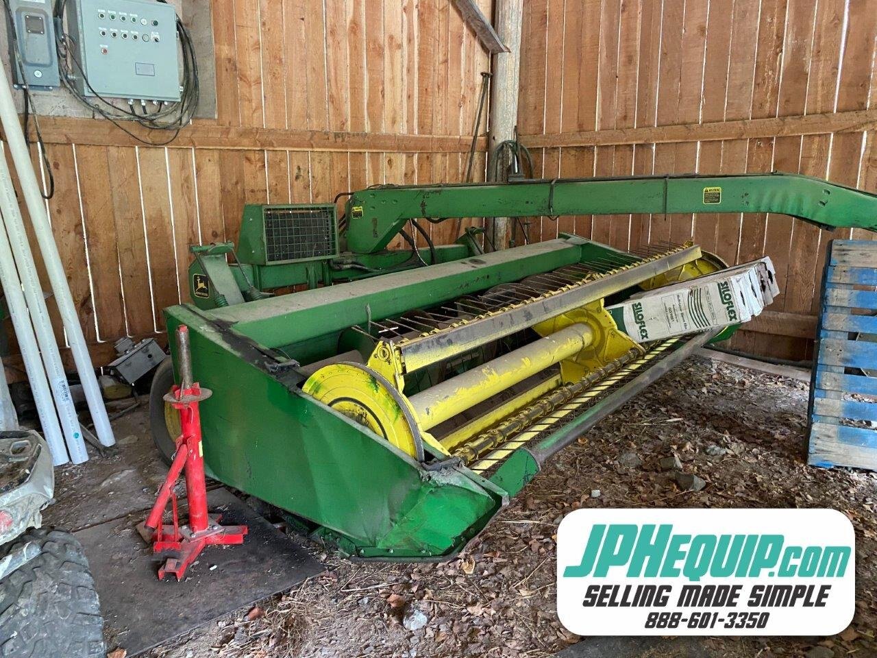 1990's John Deere 1380 Haybine #8733 AS