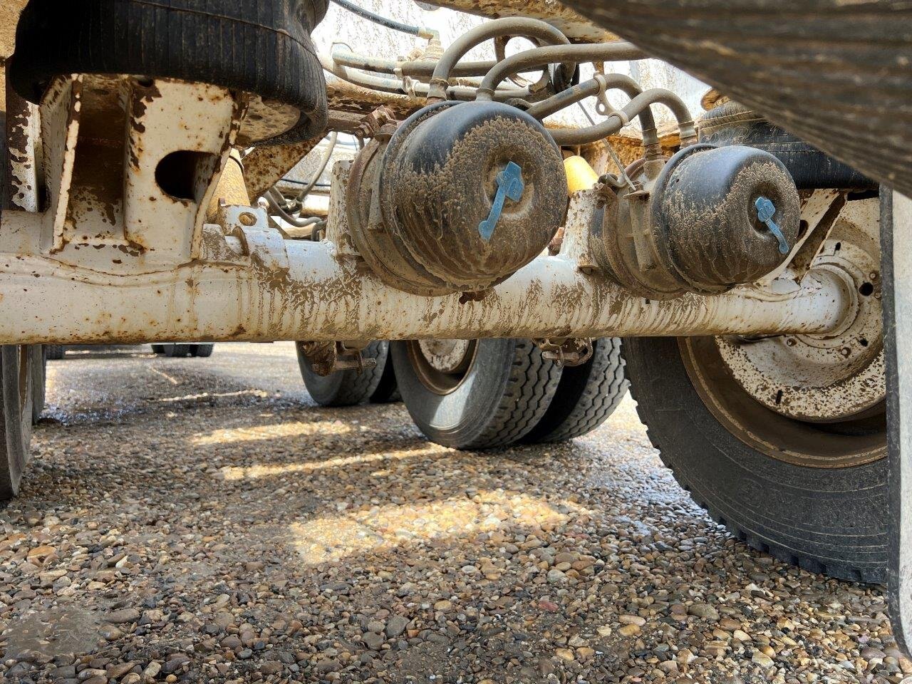 2011 Midland MG38 TC3000 Triaxle Clam Bottom Dump Trailer #8723 JF